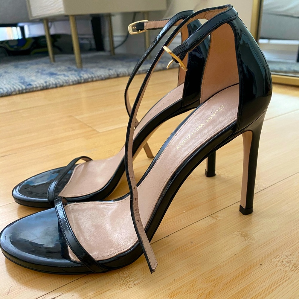 Stuart Weitzman Nudistong sandals